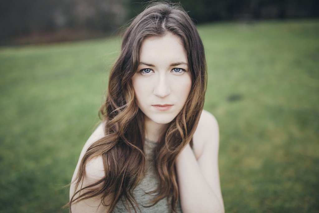 Samantha Lowther Headshot