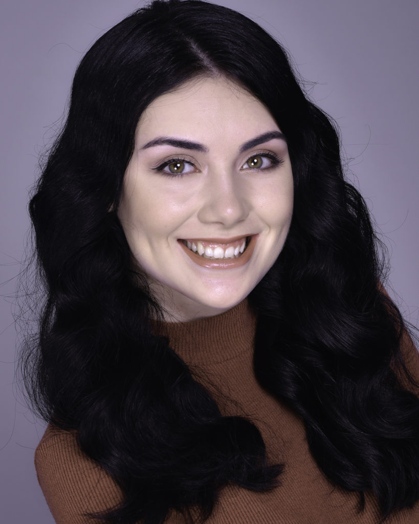 Emily Janssens Headshot
