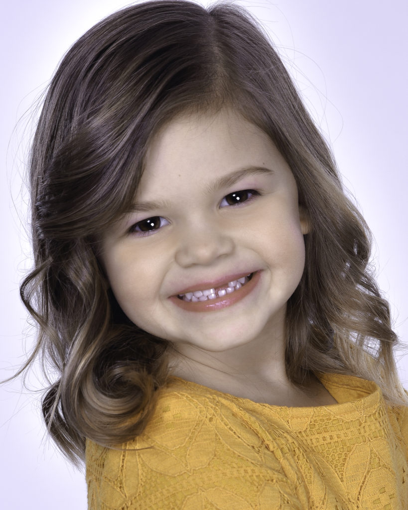 Zoey Peters Headshot