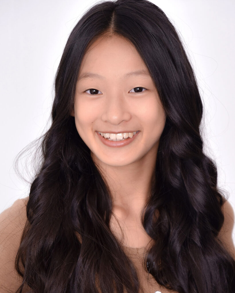 Zoe Liu Headshot